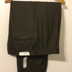 Brand New Jos. A. BANK Green Dress Pants Sz 36 Reg